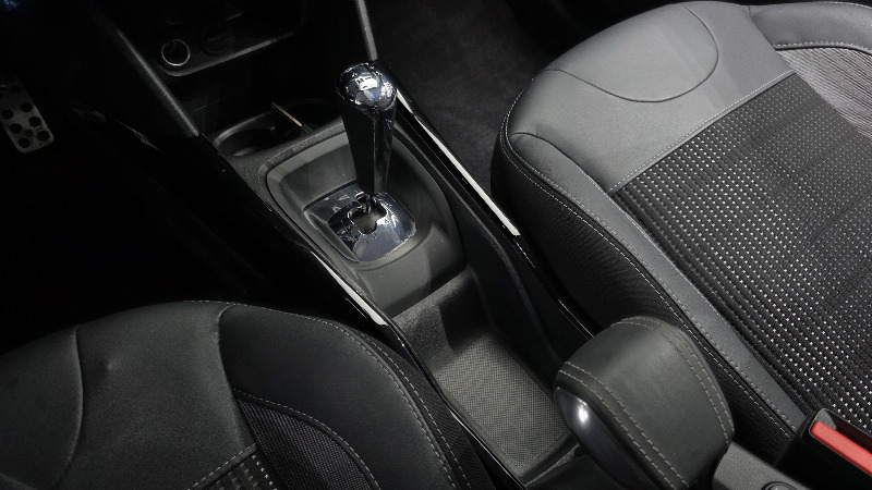 car Peugeot 2008 id17357 photo #9