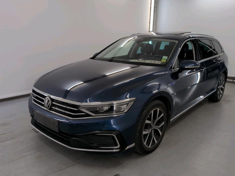 car Volkswagen Passat id17437 photo #2