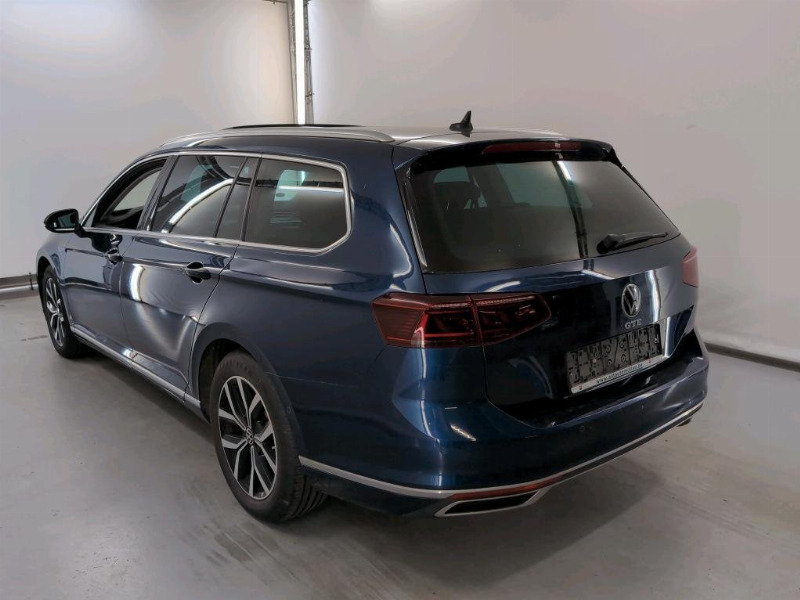 car Volkswagen Passat id17437 photo #4