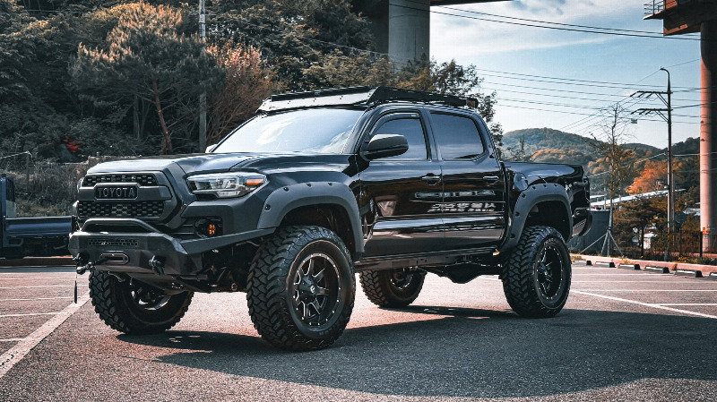 car Toyota Tacoma id17537 main photo