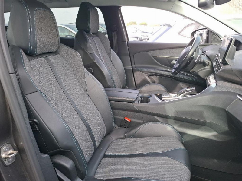 car Peugeot 5008 id17567 photo #6