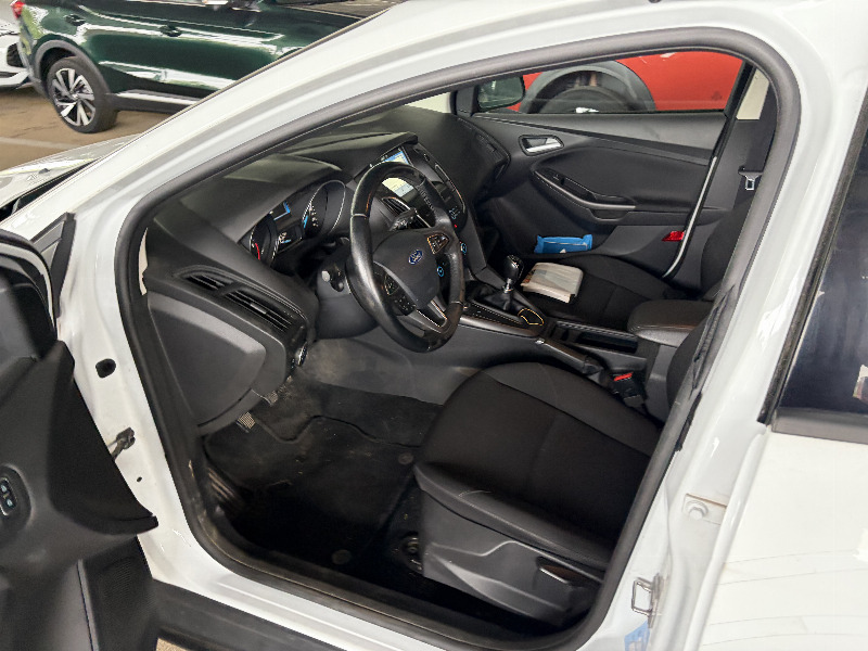 car Ford Focus id17623 photo #6