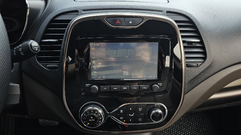 car Renault Samsung QM3 id17639 photo #14