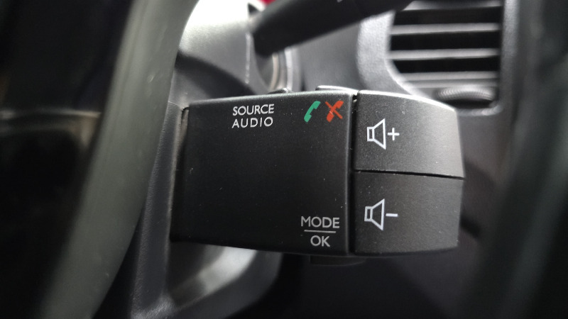 car Renault Samsung QM3 id17640 photo #16