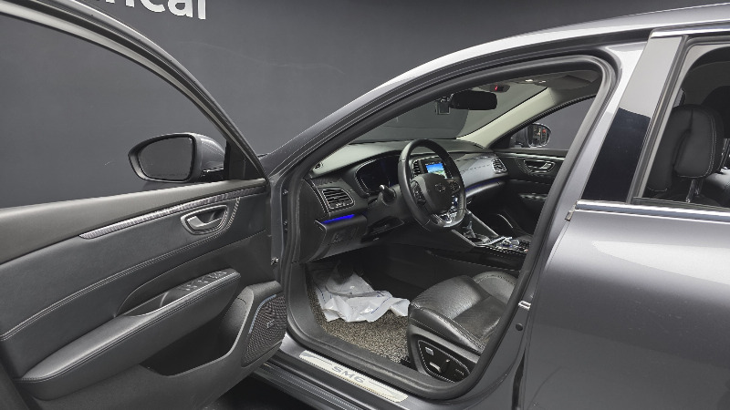 car Renault Samsung SM6 id17680 photo #10