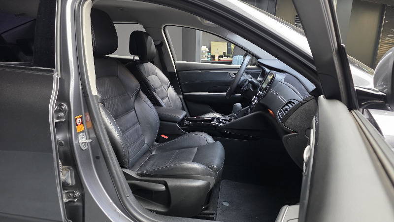 car Renault Samsung SM6 id17682 photo #11