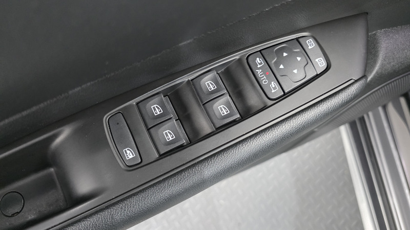 car Renault Samsung SM6 id17845 photo #12