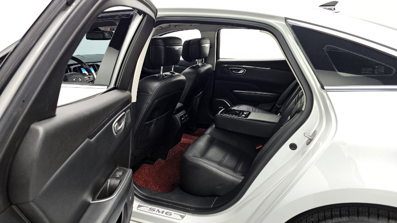 car Renault Samsung SM6 id17846 photo #18