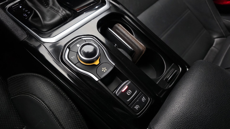 car Renault Samsung SM6 id17848 photo #17
