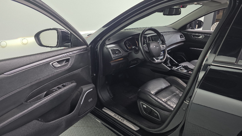 car Renault Samsung SM6 id17974 photo #10