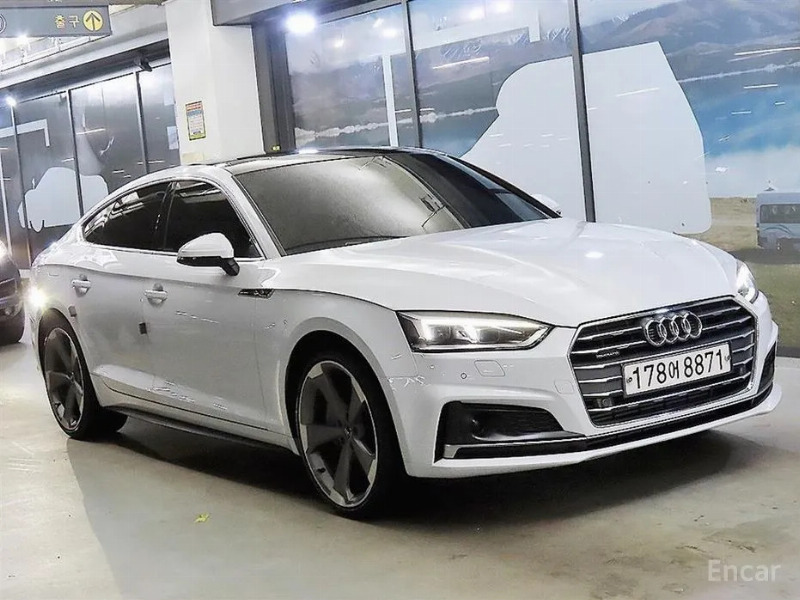 car Audi A5 id18043 main photo