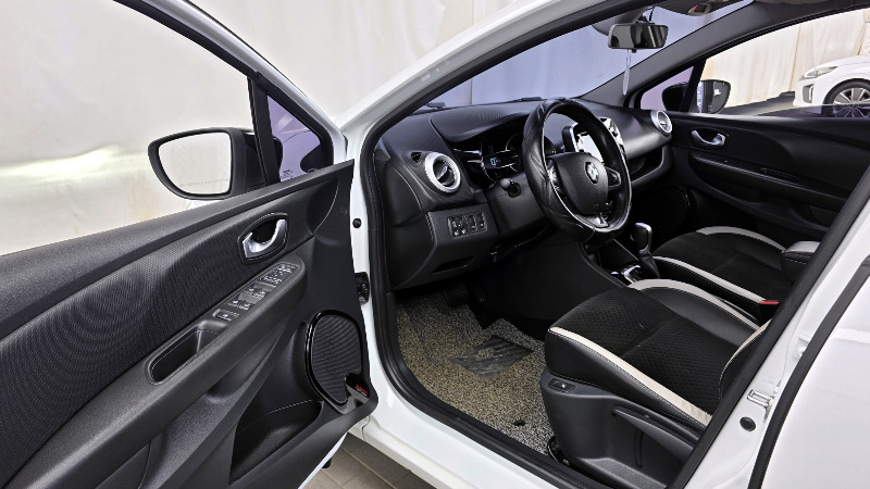 car Renault Samsung SM3 id18078 photo #10