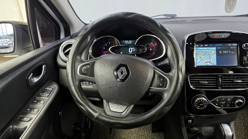 car Renault Samsung SM3 id18078 photo #13
