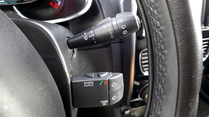 car Renault Samsung SM3 id18078 photo #19