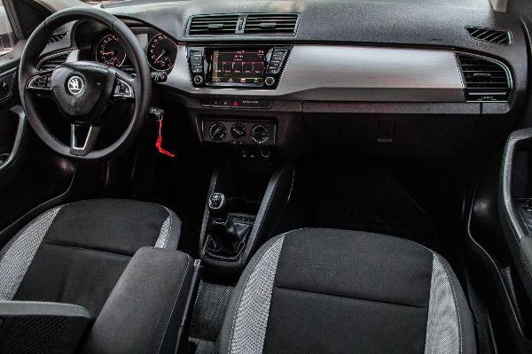 car Skoda Fabia id18198 photo #8