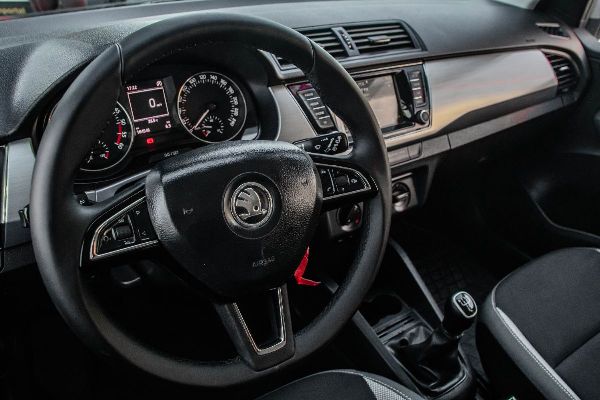 car Skoda Fabia id18198 photo #9