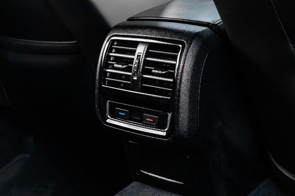 car Volkswagen Passat id18201 photo #19