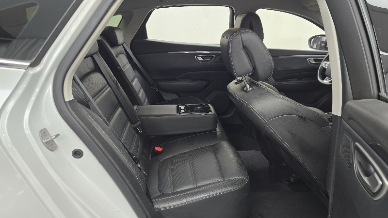 car Renault Samsung SM6 id18204 photo #11