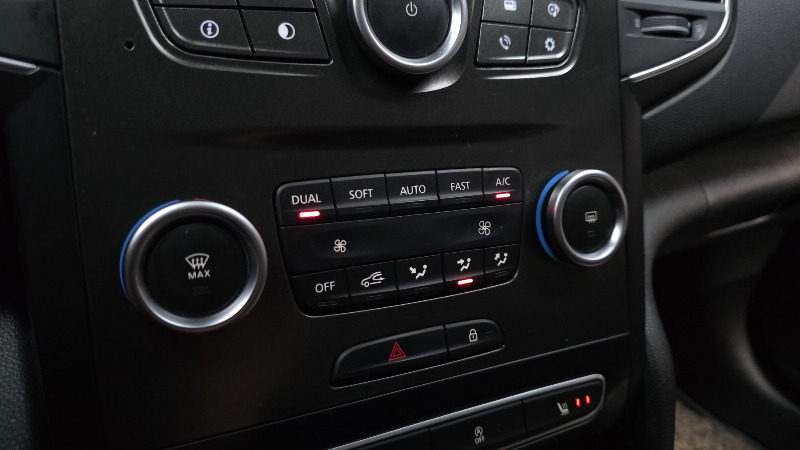 car Renault Samsung SM6 id18207 photo #16