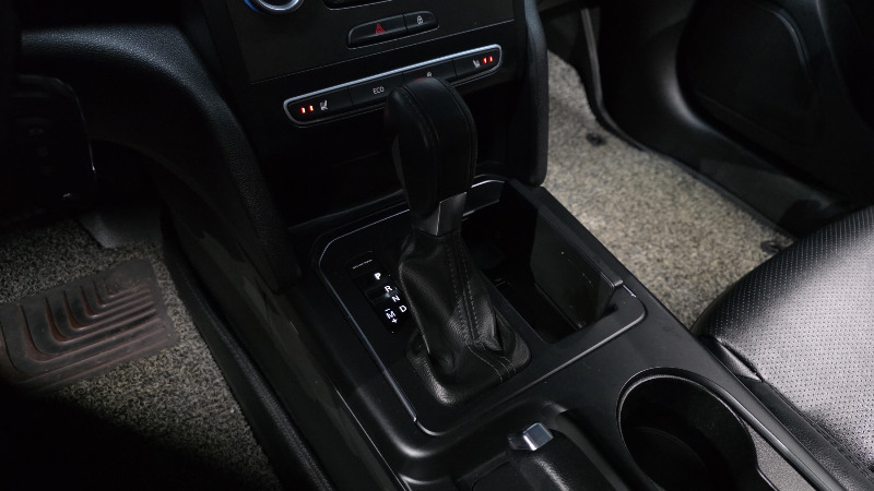 car Renault Samsung SM6 id18207 photo #9