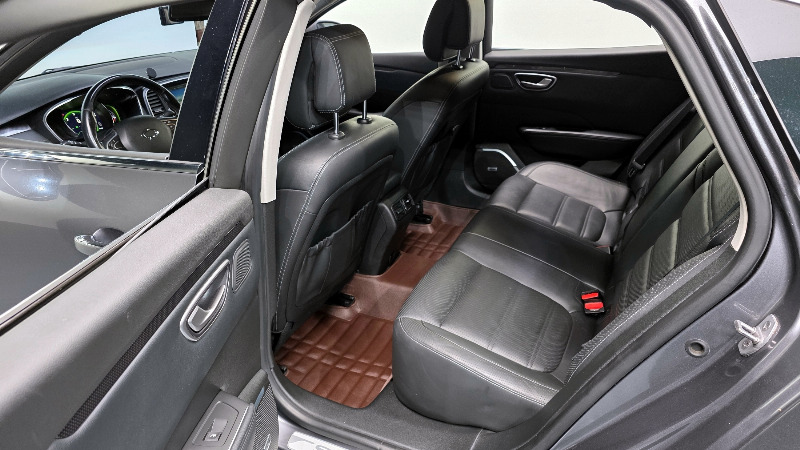 car Renault Samsung SM6 id18236 photo #26
