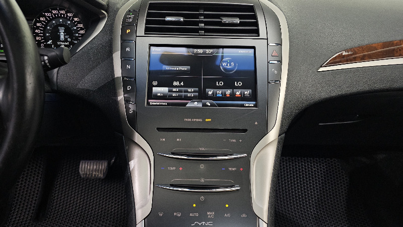 car Lincoln MKZ id18676 photo #16