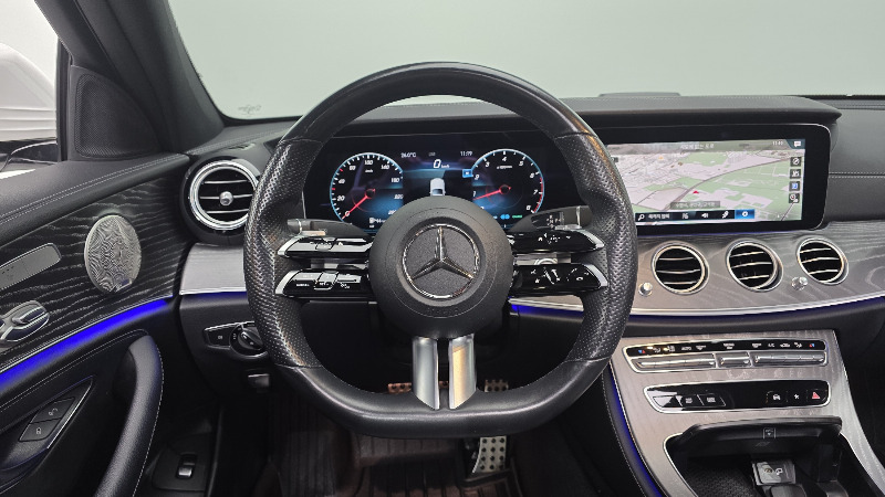 car Mercedes Benz E Class id19408 photo #14
