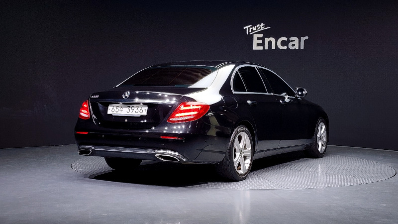 car Mercedes Benz E Class id19558 photo #2