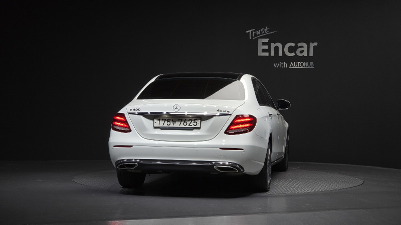 car Mercedes Benz E Class id19559 photo #4