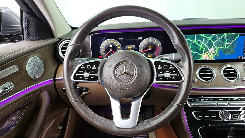 car Mercedes Benz E Class id19566 photo #13
