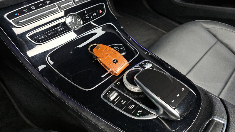 car Mercedes Benz E Class id19569 photo #17