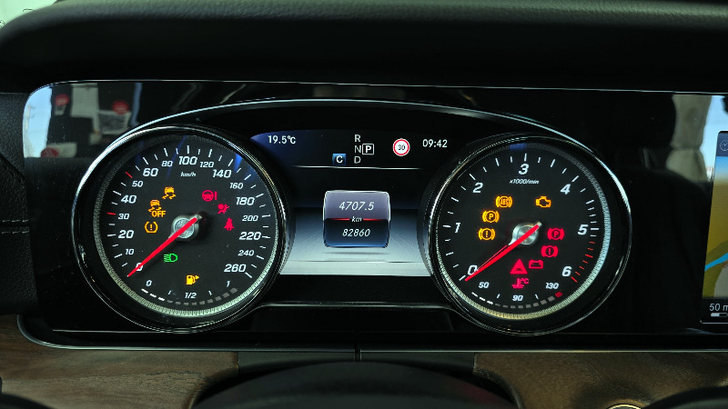 car Mercedes Benz E Class id19608 photo #8
