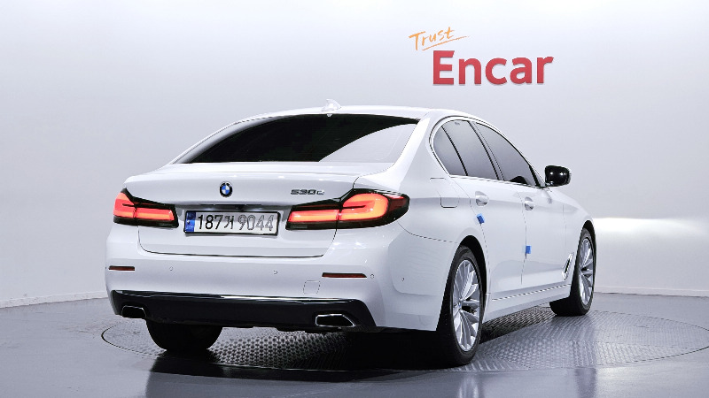 car BMW 5 Series id20102 photo #2