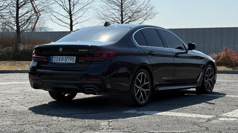 car BMW 5 Series id20114 photo #2