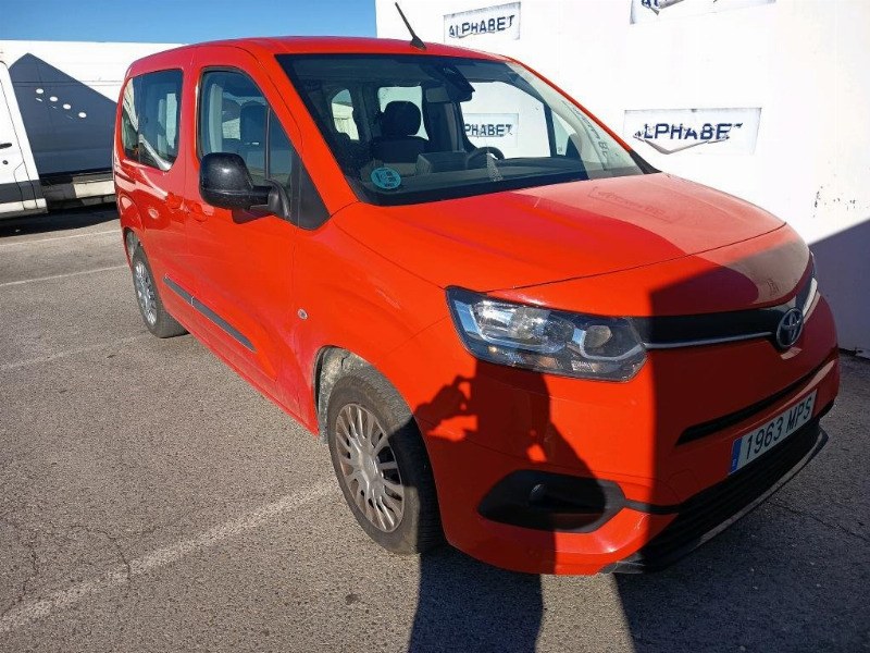 car Toyota Proace id20409 main photo