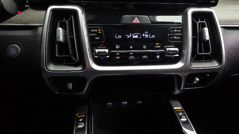 car KIA Sorento id20420 photo #17
