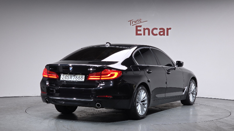 car BMW 5 Series id20747 photo #2