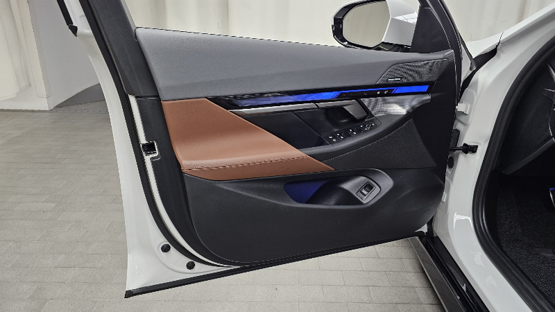 car BMW 5 Series id20761 photo #24