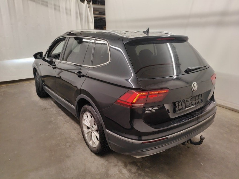 car Volkswagen Tiguan id20834 photo #7