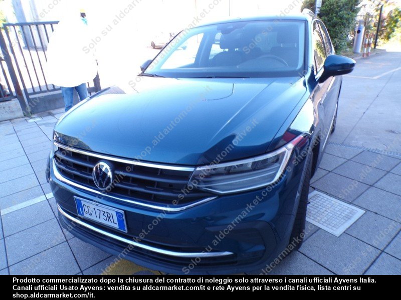 car Volkswagen Tiguan id20835 photo #2