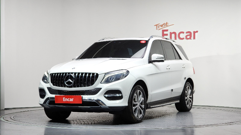 car Mercedes Benz GLE id20852 main photo
