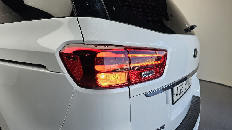 car KIA Carnival id20891 photo #23