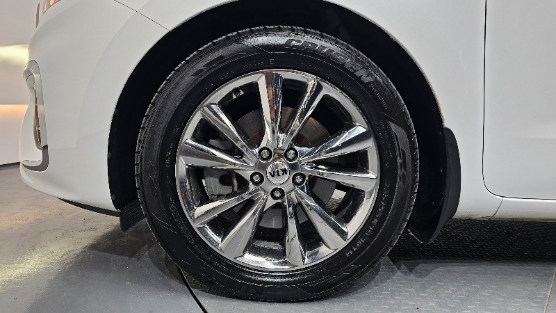car KIA Carnival id20891 photo #5