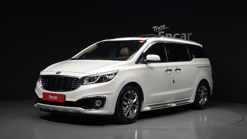 car KIA Carnival id20895 main photo