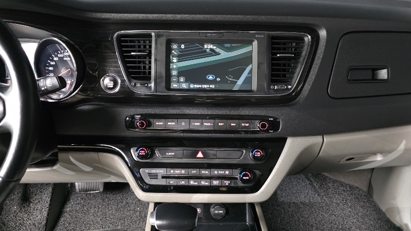 car KIA Carnival id20899 photo #14