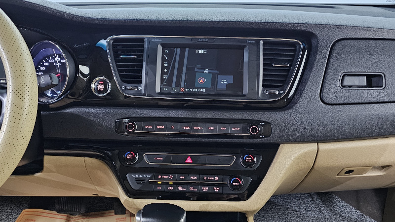 car KIA Carnival id20904 photo #15