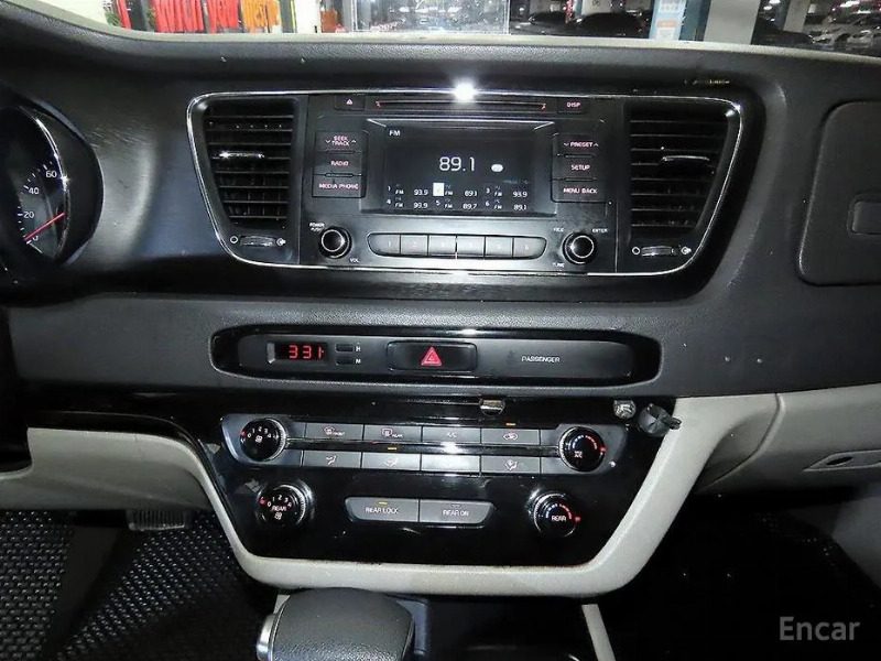 car KIA Carnival id20918 photo #12