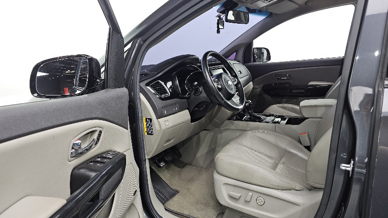 car KIA Carnival id20922 photo #10