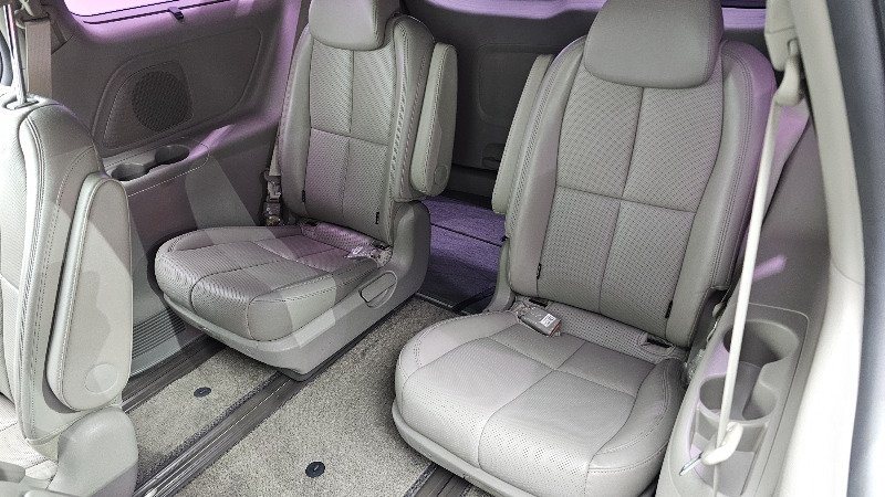 car KIA Carnival id20922 photo #11