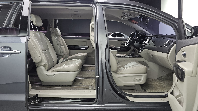 car KIA Carnival id20922 photo #12
